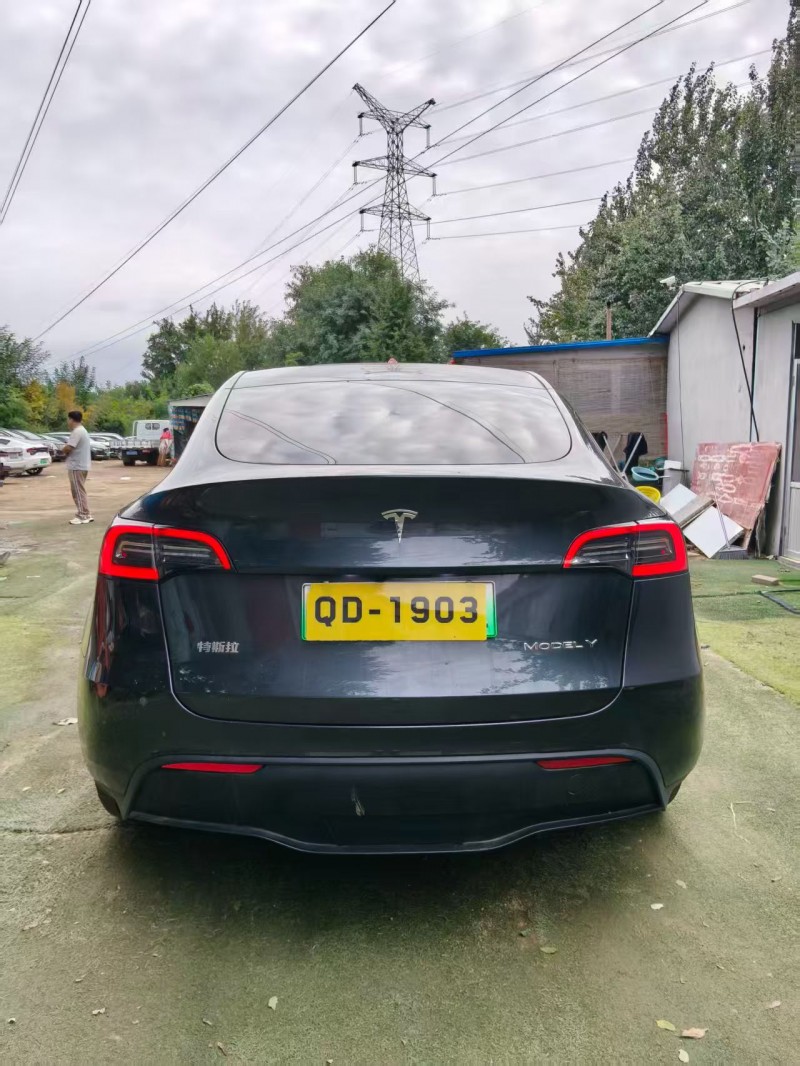 24年青岛特斯拉MODEL Y