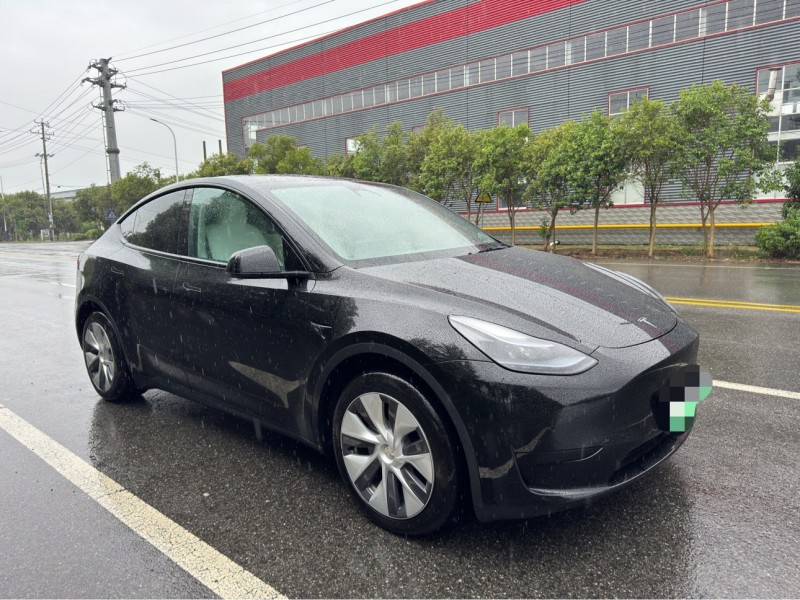 23年盐城特斯拉MODEL Y