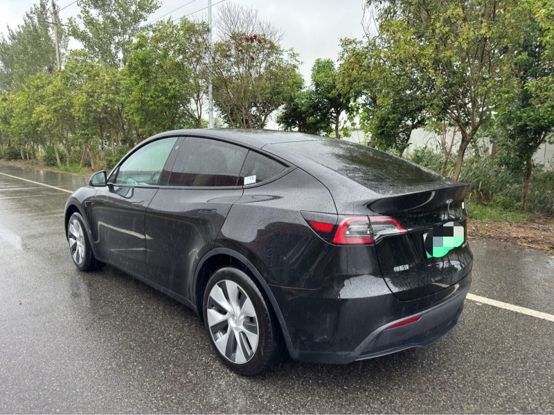 23年盐城特斯拉MODEL Y