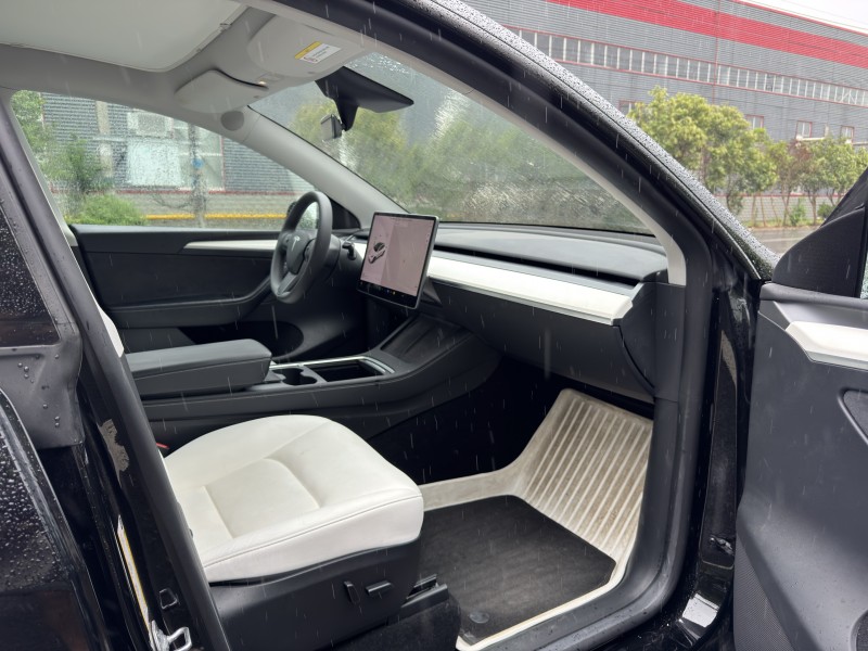 23年盐城特斯拉MODEL Y