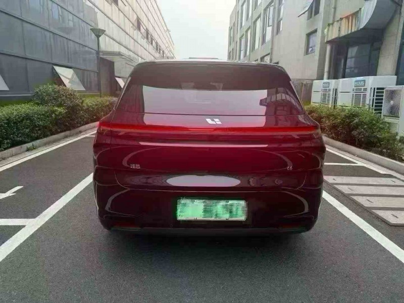 25年嘉兴理想L6