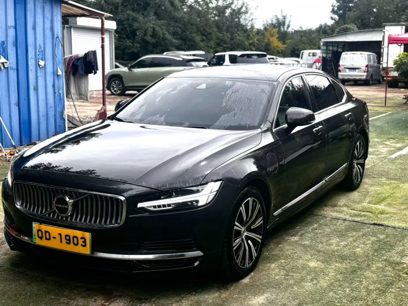 21年青岛沃尔沃S90