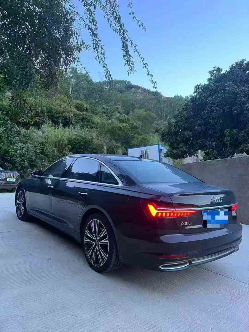 22年厦门奥迪A6L