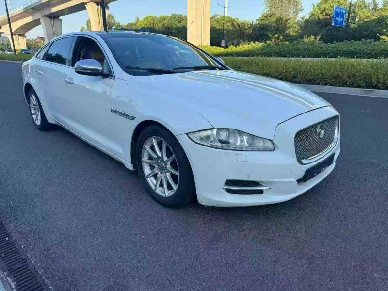 12年金华捷豹XJL