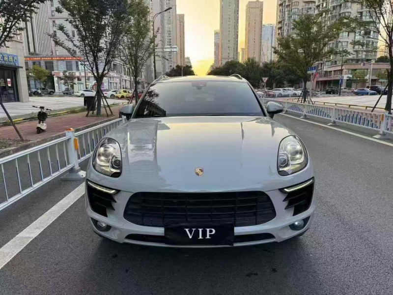 18年嘉兴保时捷Macan
