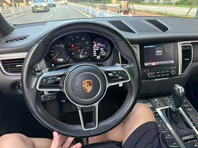 18年嘉兴保时捷Macan