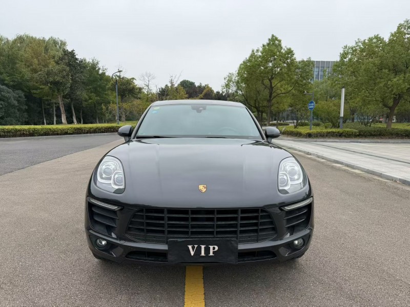 18年淮安保时捷Macan