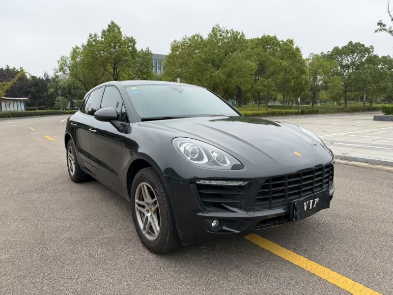 18年淮安保时捷Macan