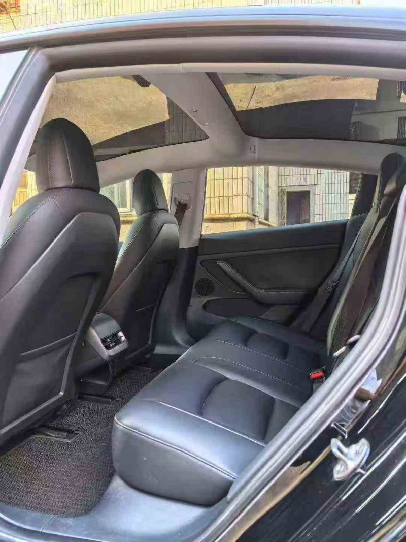 23年漳州特斯拉MODEL 3