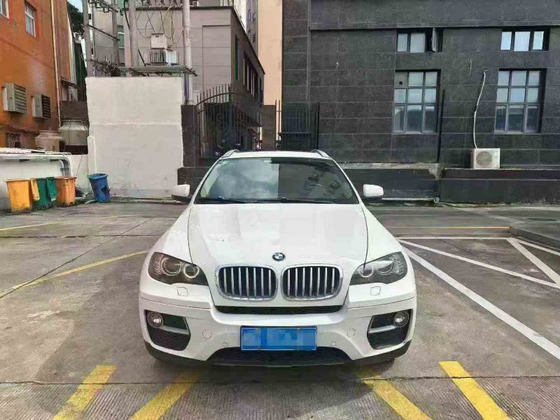 14年龙岩宝马X6