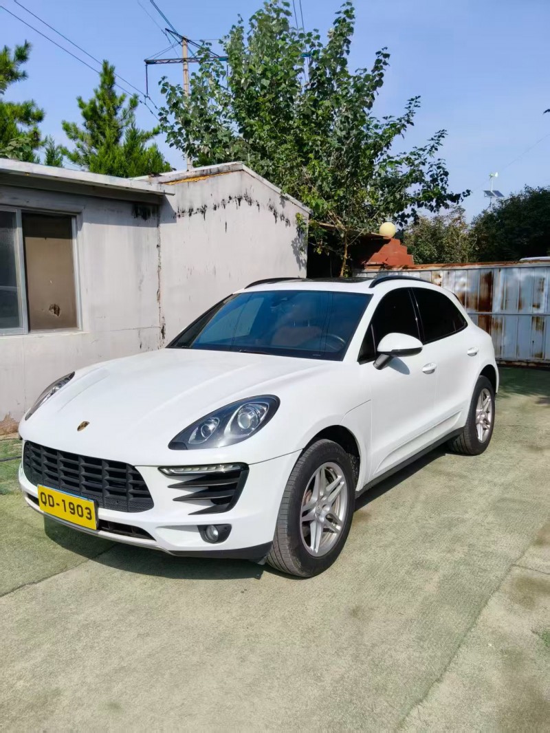 17年青岛保时捷Macan