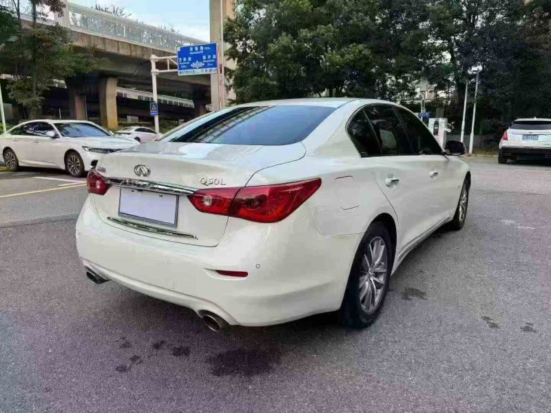 15年常德英菲尼迪Q50L