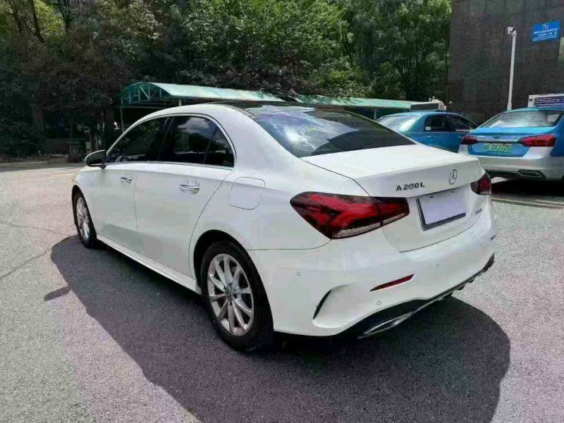 19年张家界奔驰A