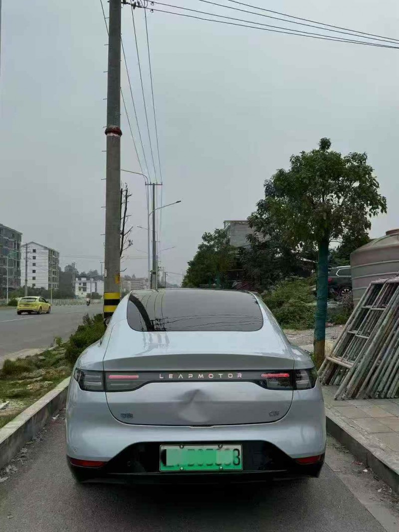 23年常德零跑汽车C01
