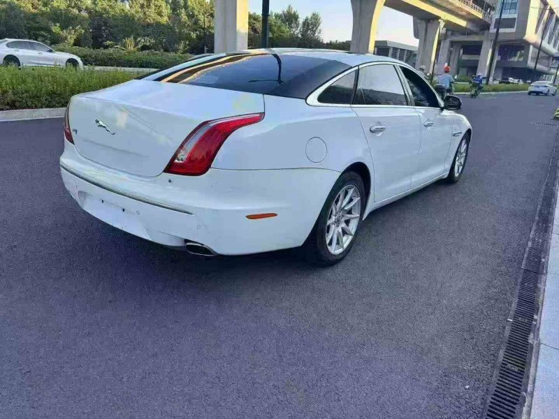 12年嘉兴捷豹XJL