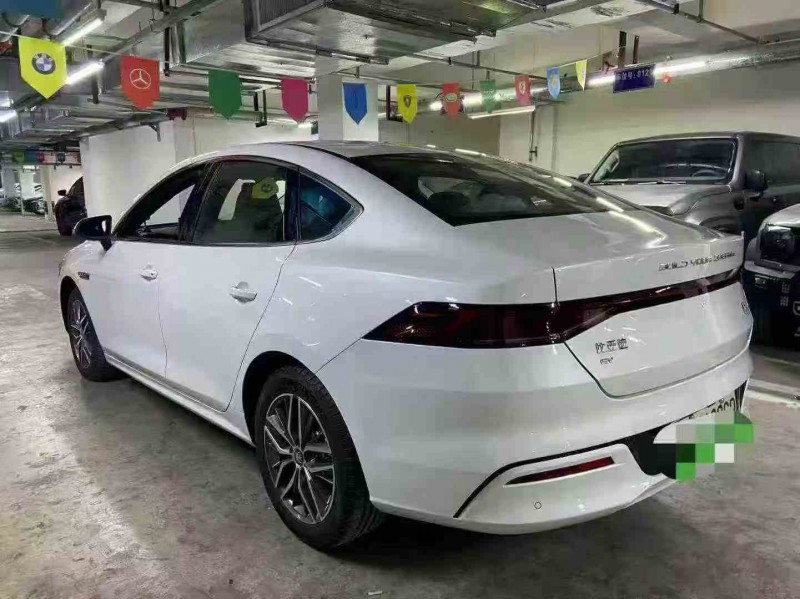 25年自贡比亚迪秦