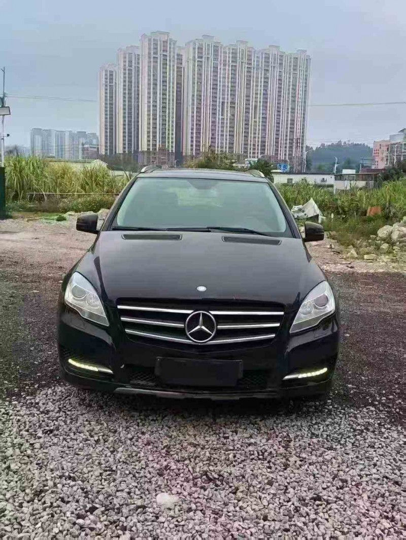 14年珠海奔驰R
