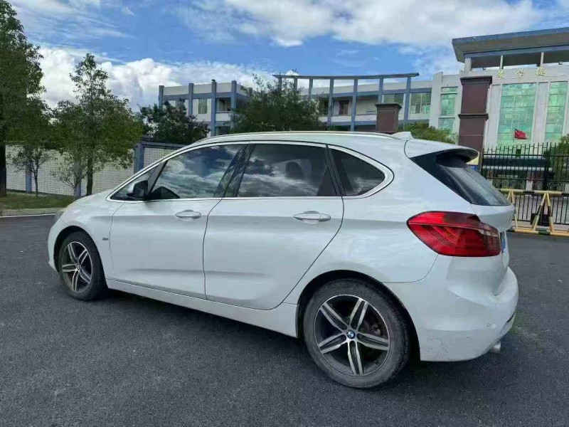 17年湛江宝马2系