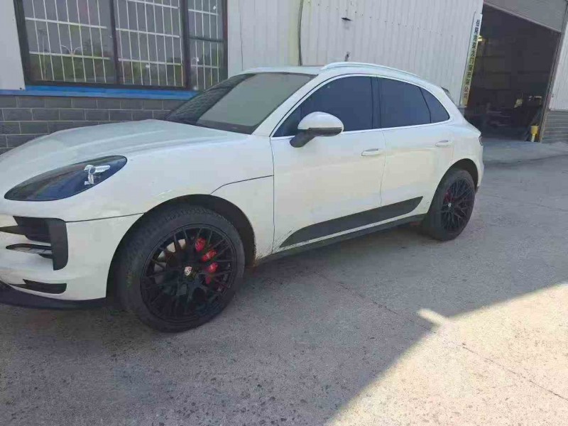 20年张家界保时捷Macan