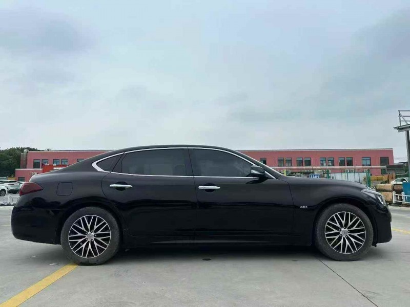 19年嘉兴英菲尼迪Q70