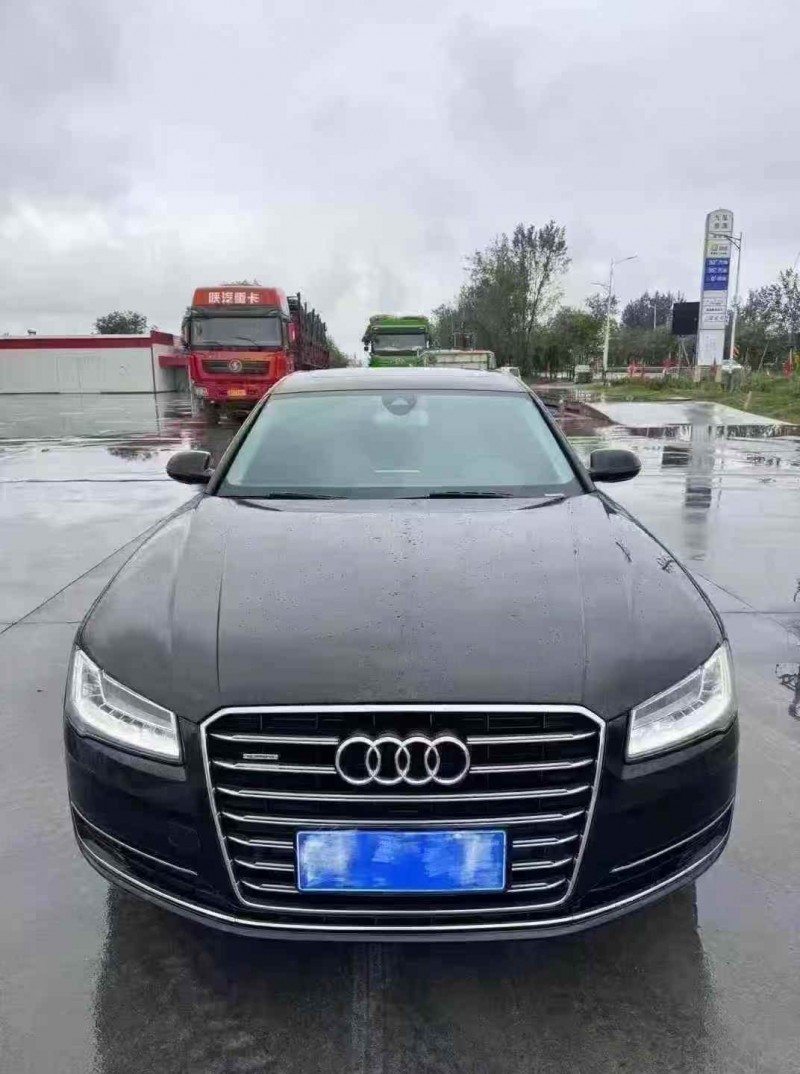 15年淄博奥迪A8L