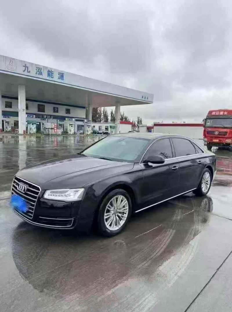 15年淄博奥迪A8L