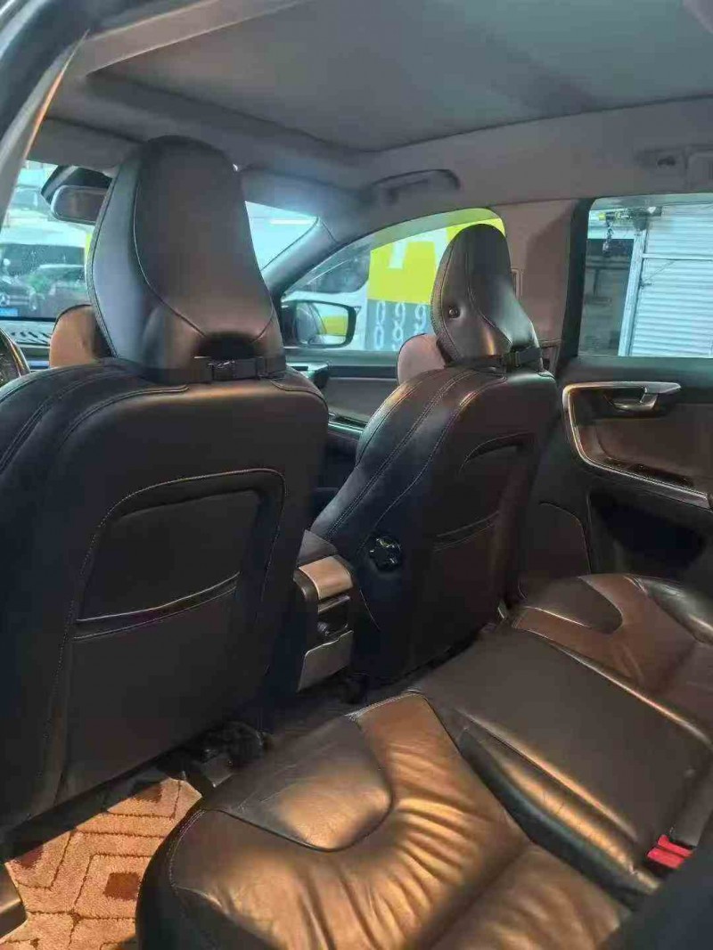 14年宜昌沃尔沃XC60