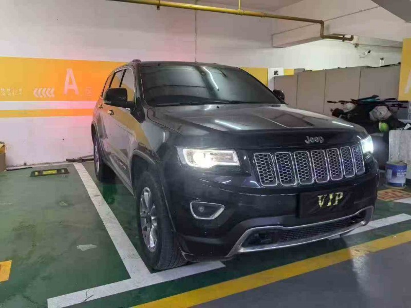 16年十堰Jeep大切诺基