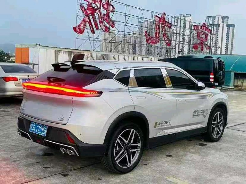 24年东莞市众泰SR9