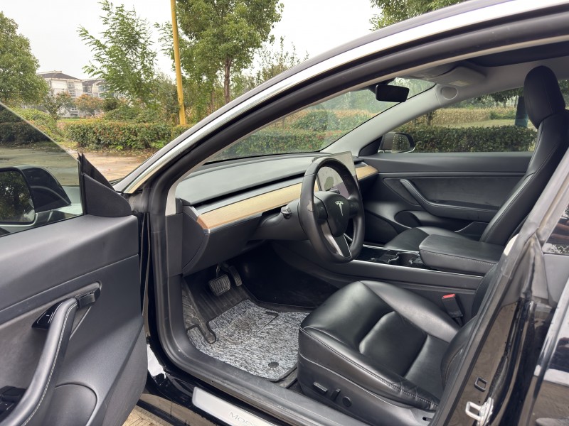 20年盐城特斯拉MODEL 3