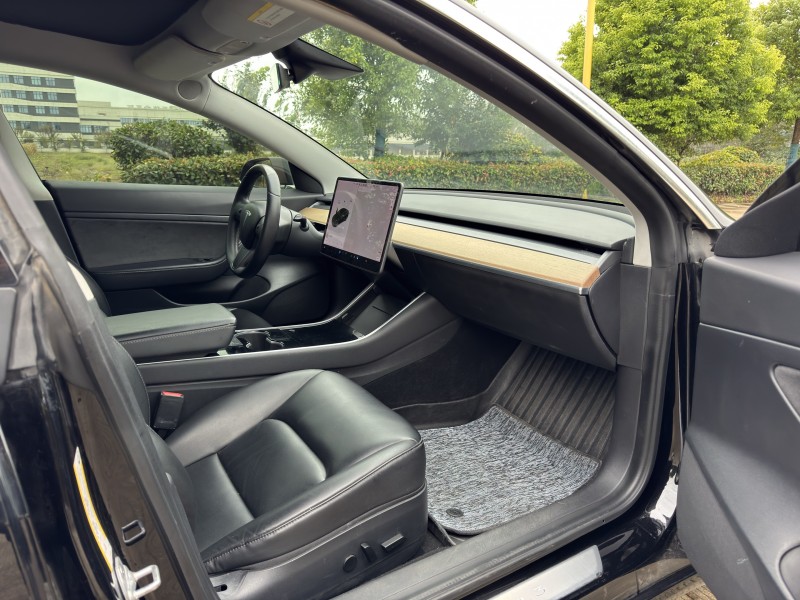 20年盐城特斯拉MODEL 3