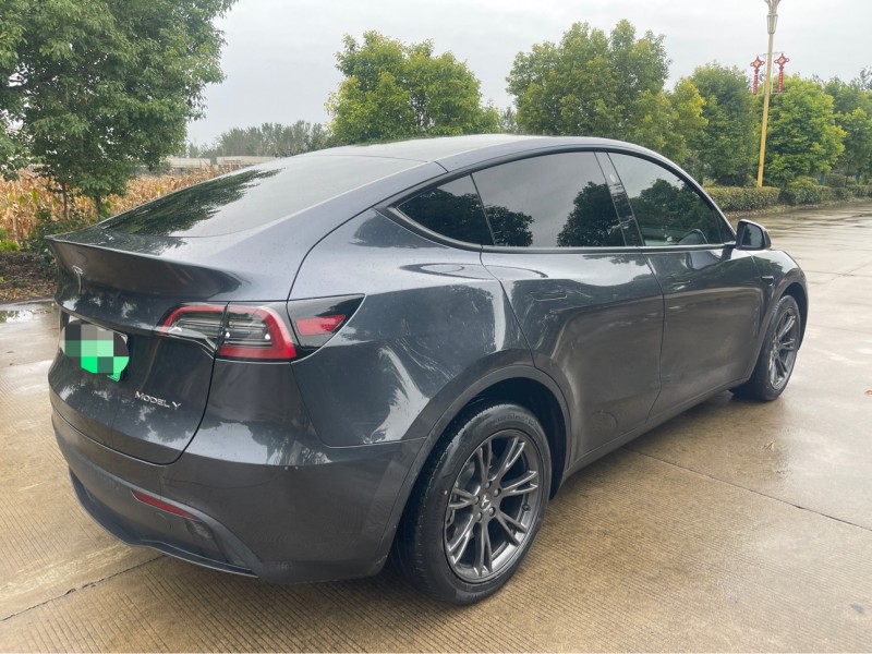 24年盐城特斯拉MODEL Y