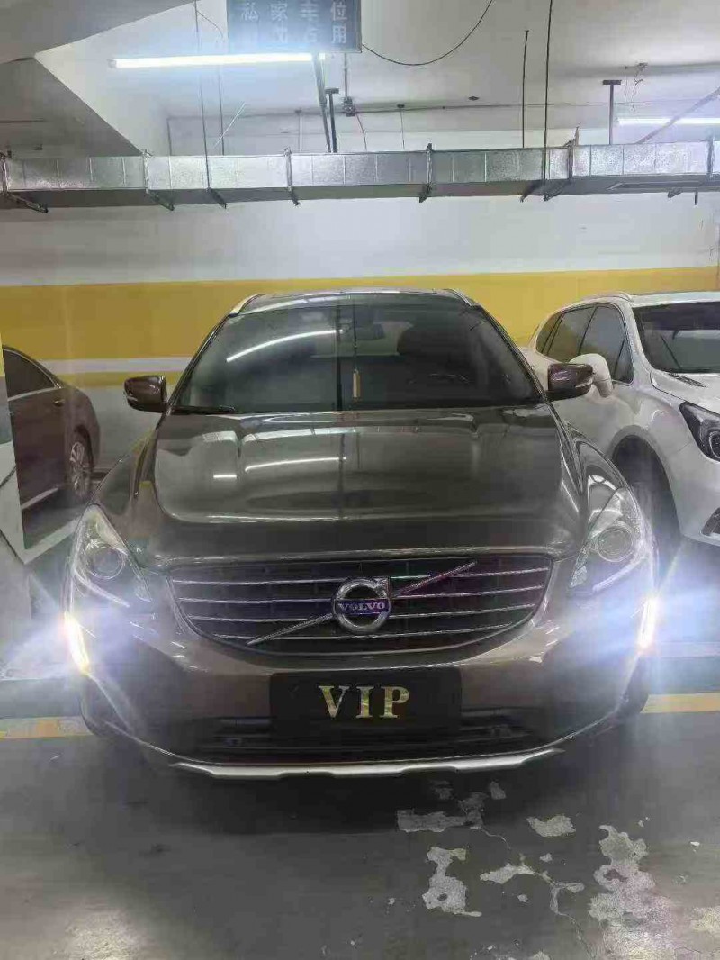 14年襄阳沃尔沃XC60