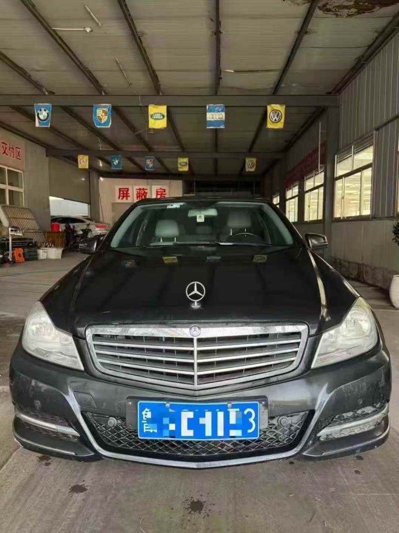 12年济宁奔驰C