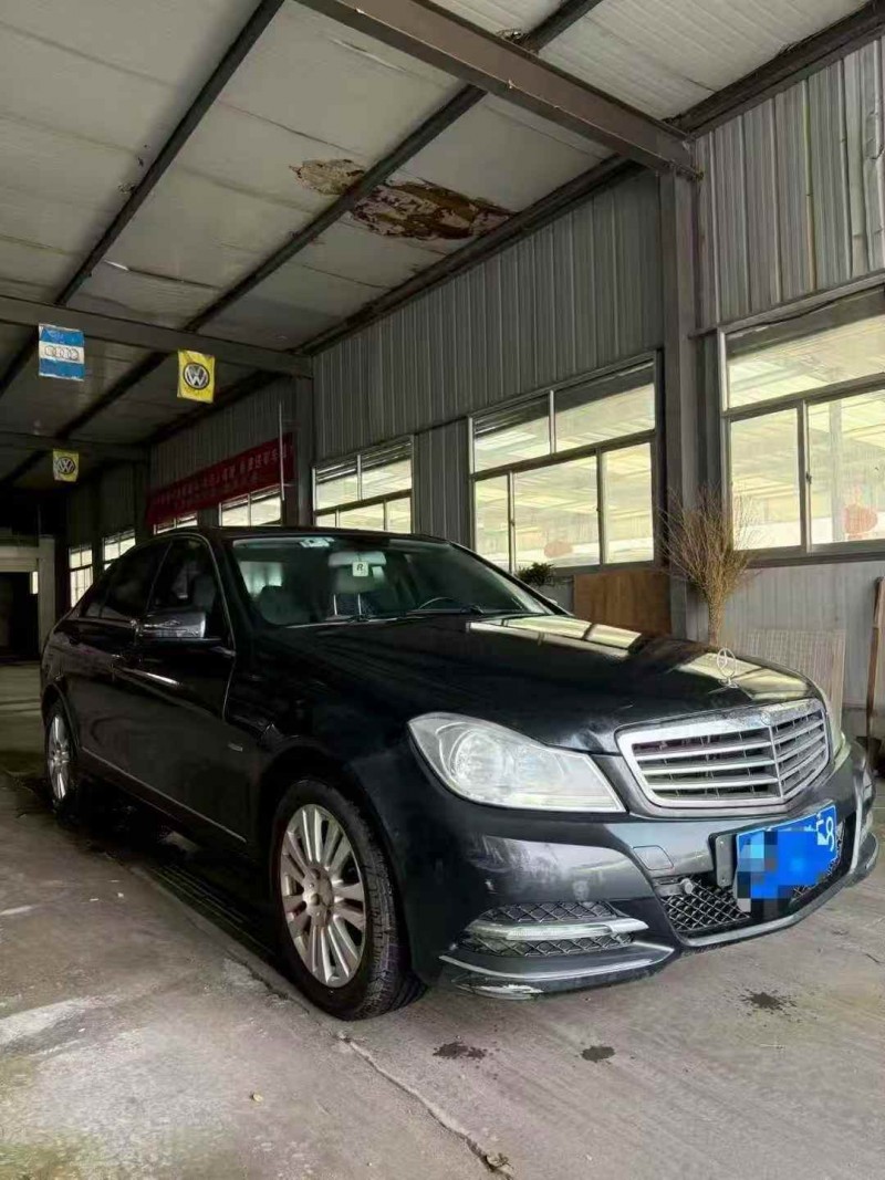 12年济宁奔驰C