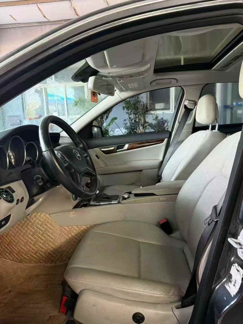 12年济宁奔驰C