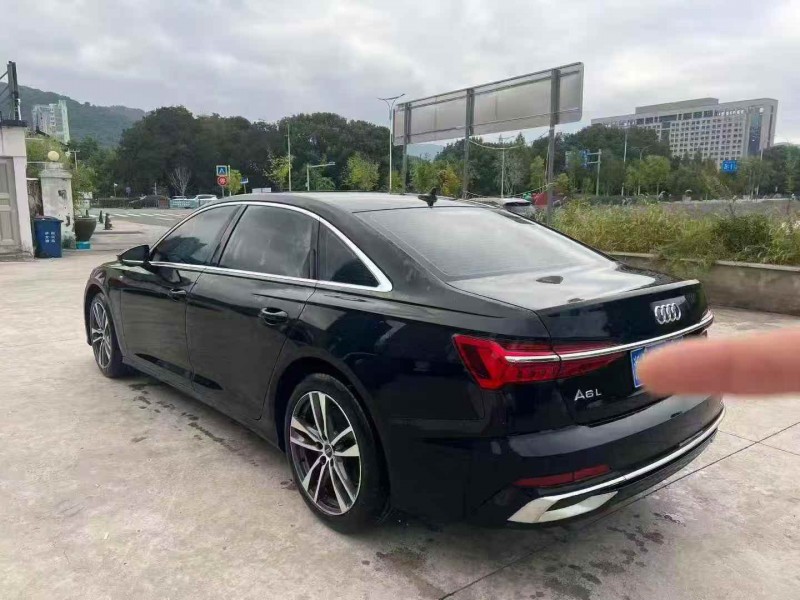 23年嘉兴奥迪A6L