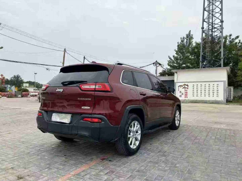 16年徐州Jeep自由光