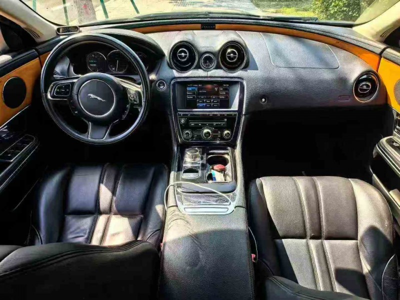 14年宁波捷豹XJL