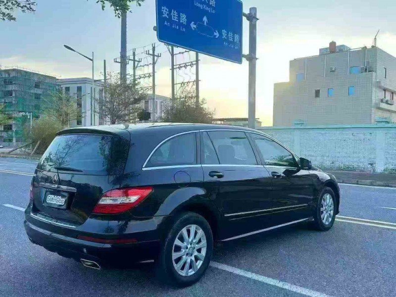 14年江门奔驰R