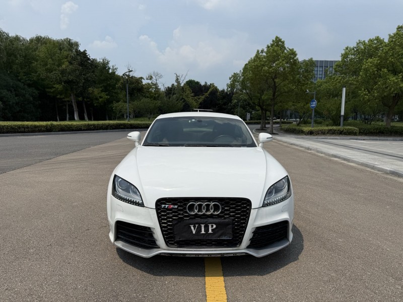 13年盐城奥迪TT