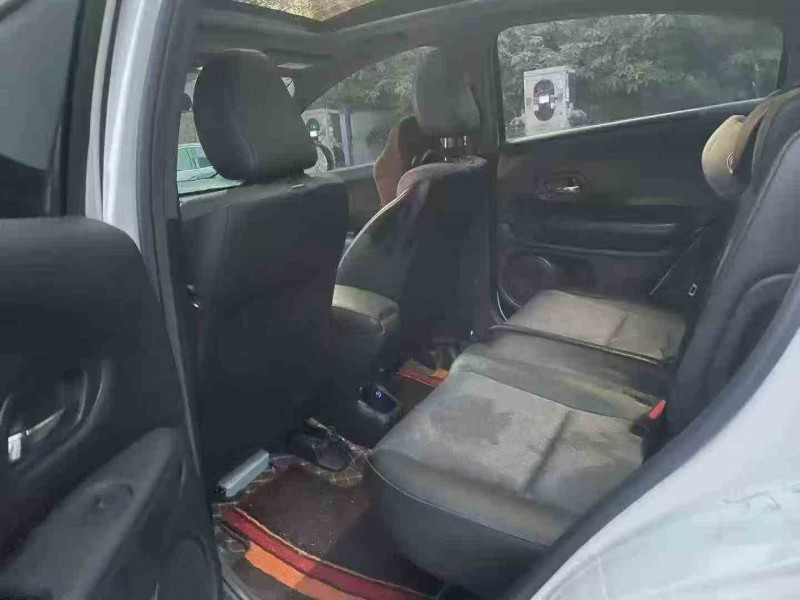 21年桂林本田XRV