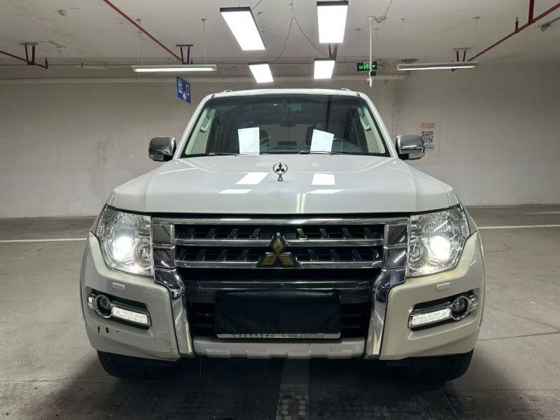 19年成都三菱帕杰罗