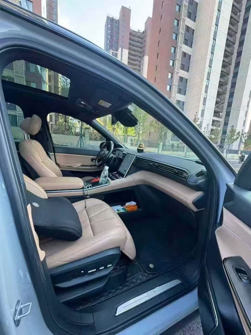 22年烟台蔚来ES8