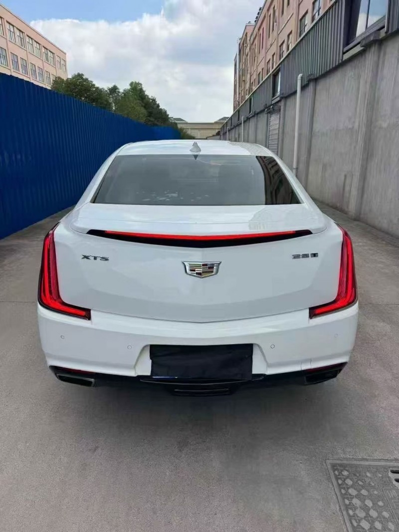 18年衢州凯迪拉克XTS