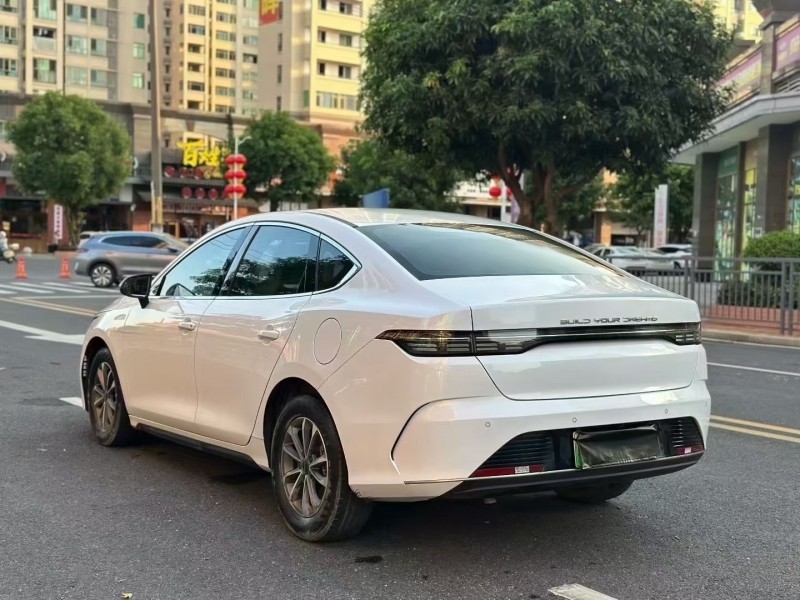 24年广州比亚迪驱逐舰