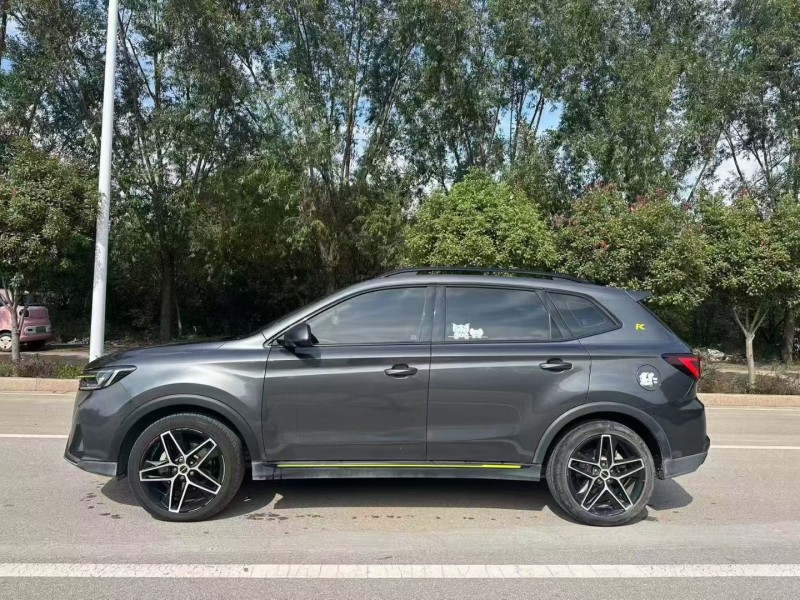 22年淄博荣威RX5