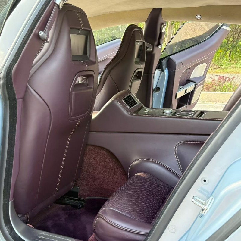 17年烟台阿斯顿·马丁Rapide