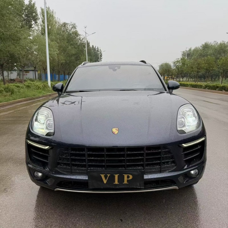17年青岛保时捷Macan