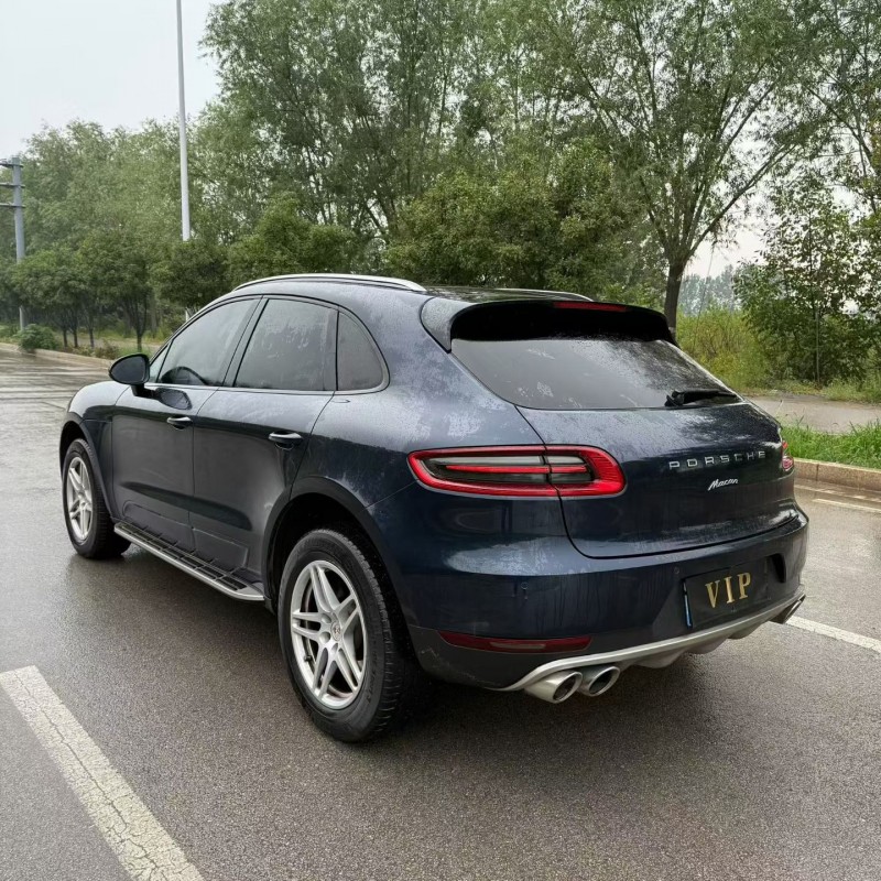 17年青岛保时捷Macan